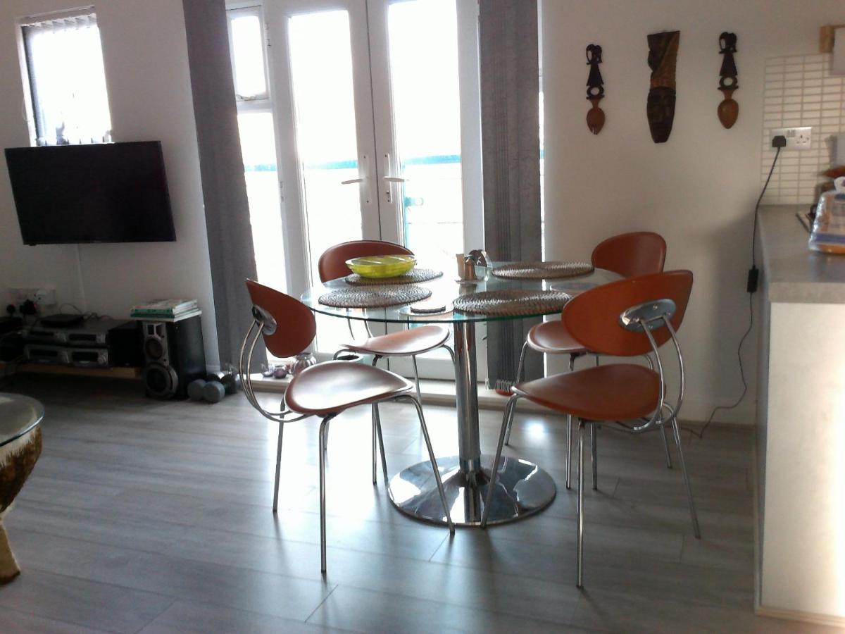 Two Bedroom London Luxury Apartment Eksteriør bilde